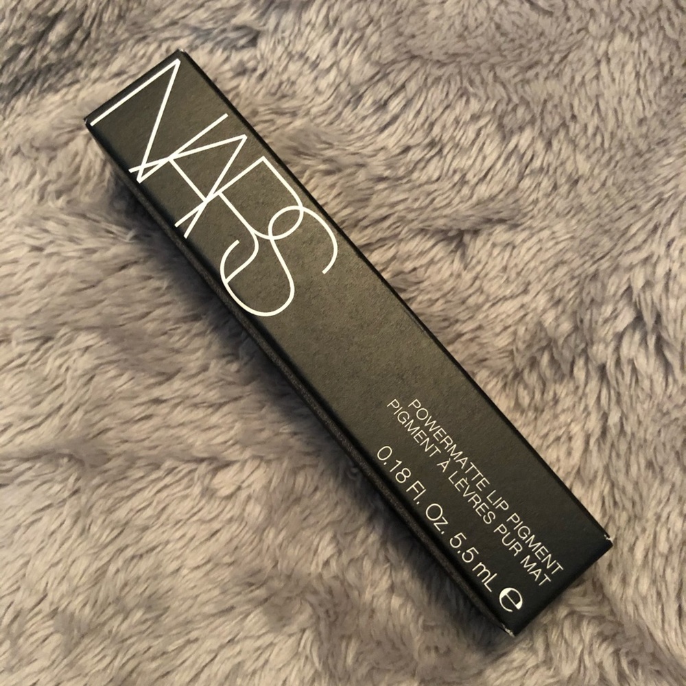 Matte lipstick